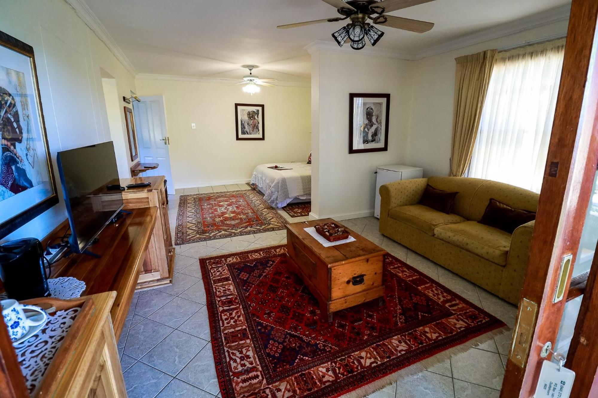 Altes Landhaus Country Lodge Oudtshoorn Exterior photo