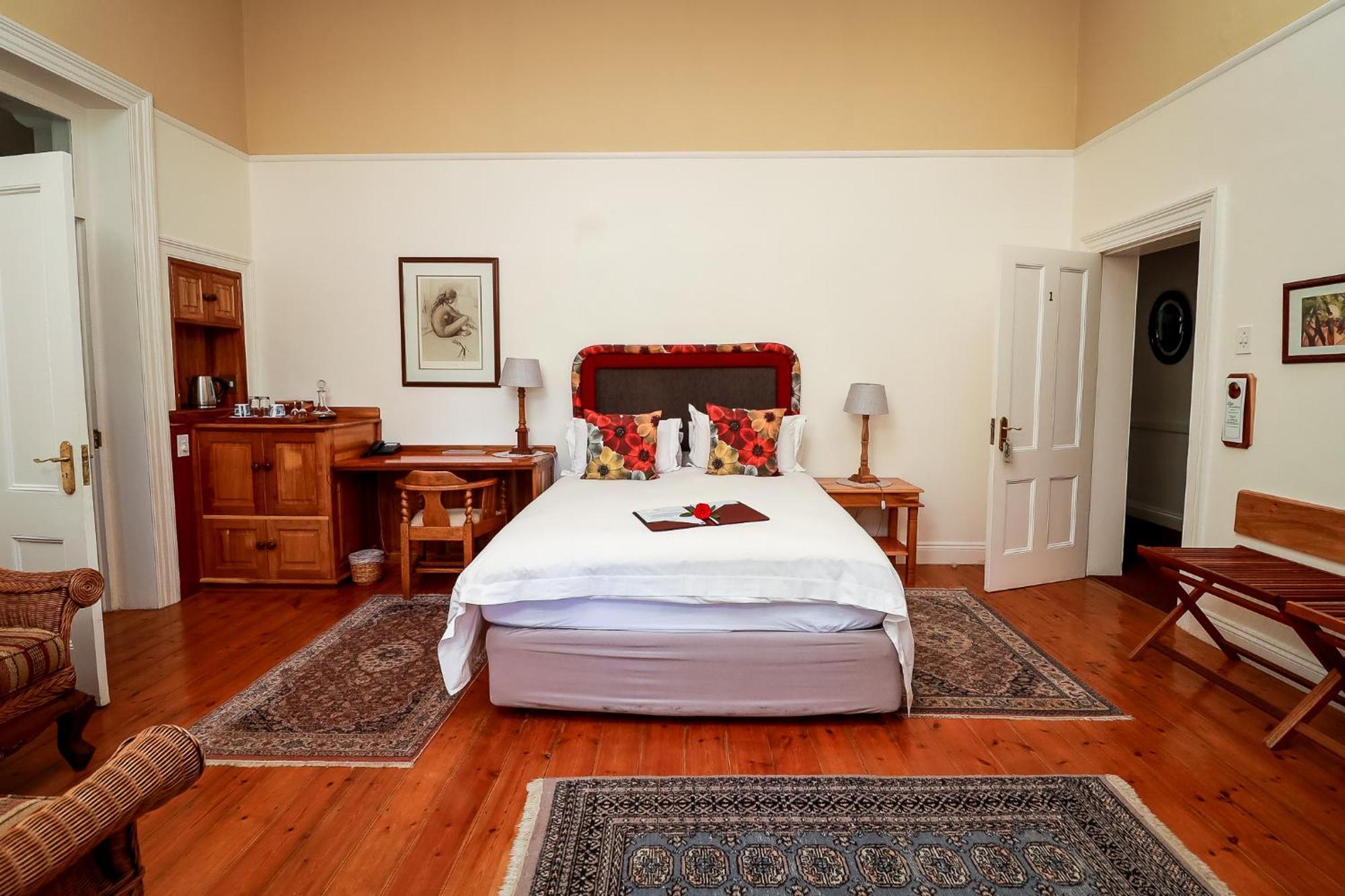 Altes Landhaus Country Lodge Oudtshoorn Exterior photo