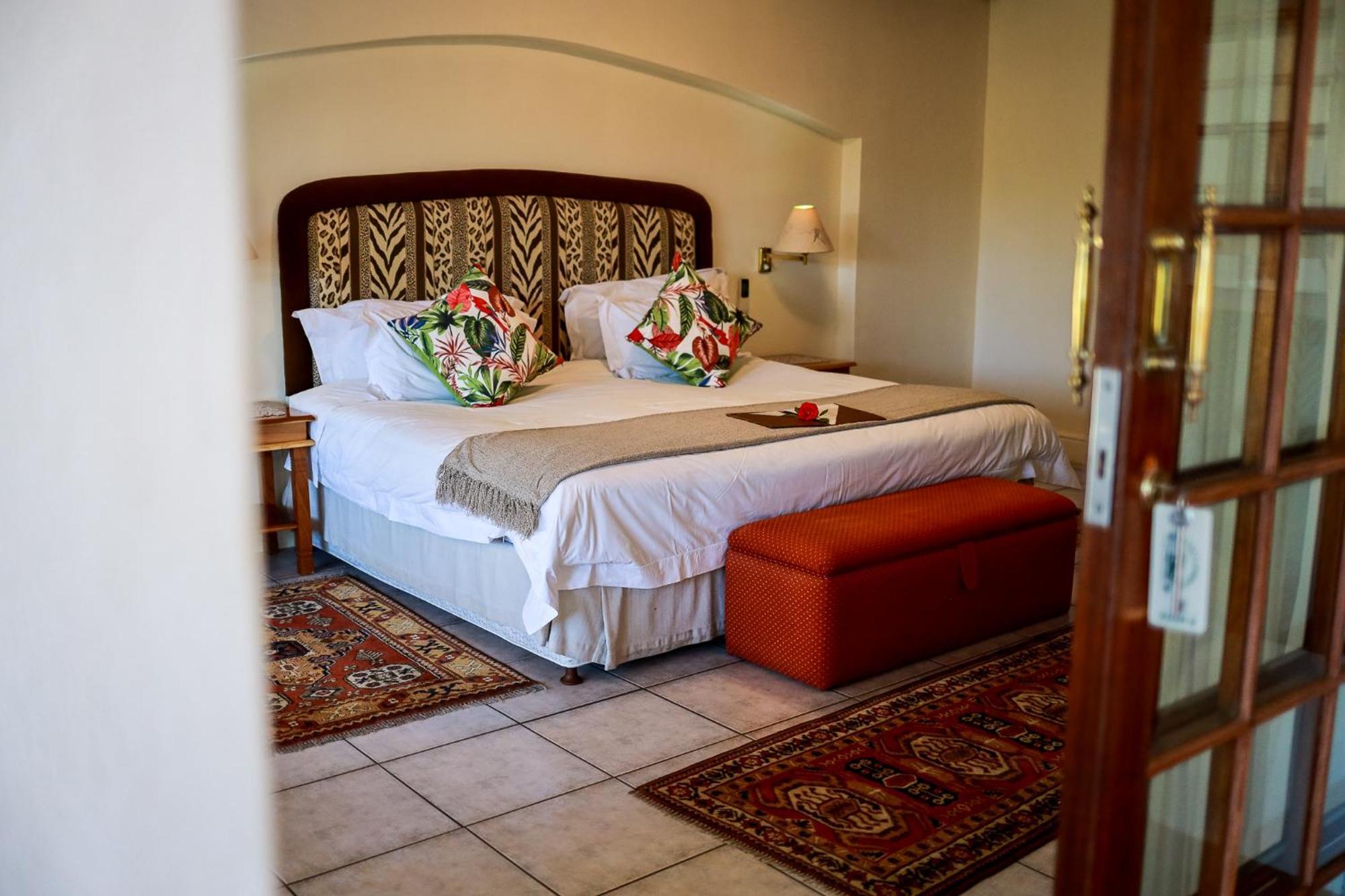 Altes Landhaus Country Lodge Oudtshoorn Exterior photo
