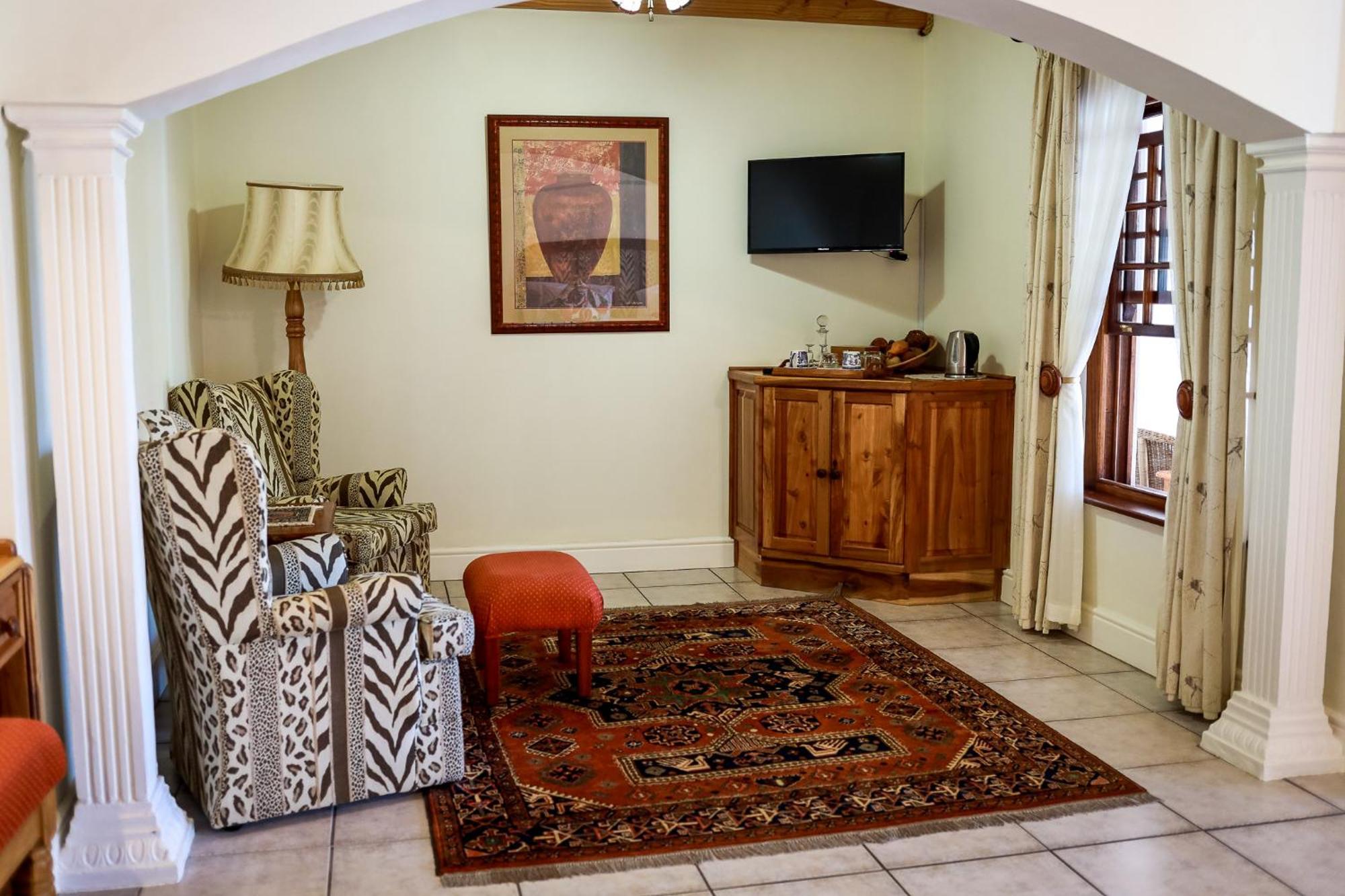 Altes Landhaus Country Lodge Oudtshoorn Exterior photo